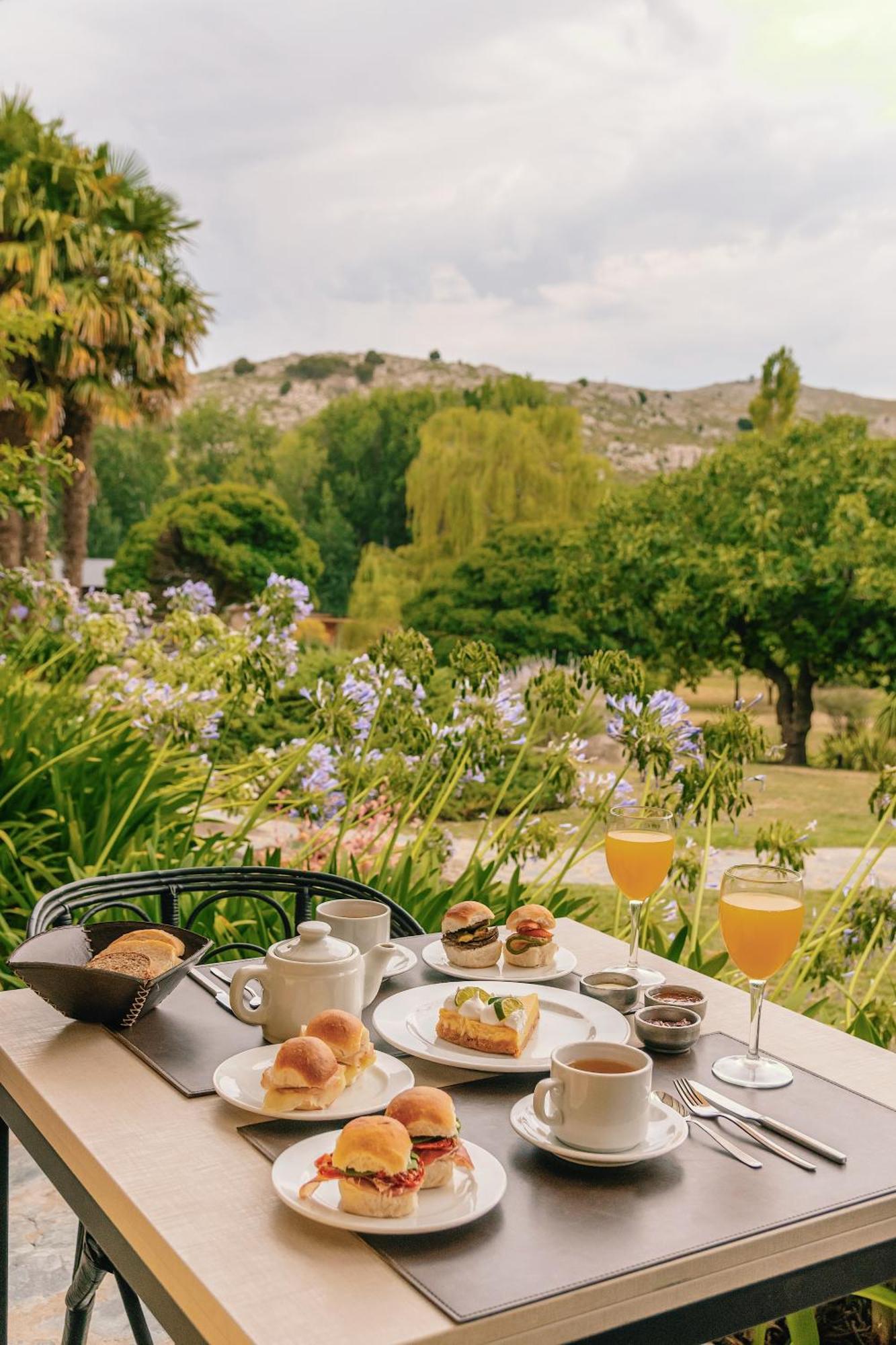 Hosteria & Spa De La Cascada Тандил Экстерьер фото