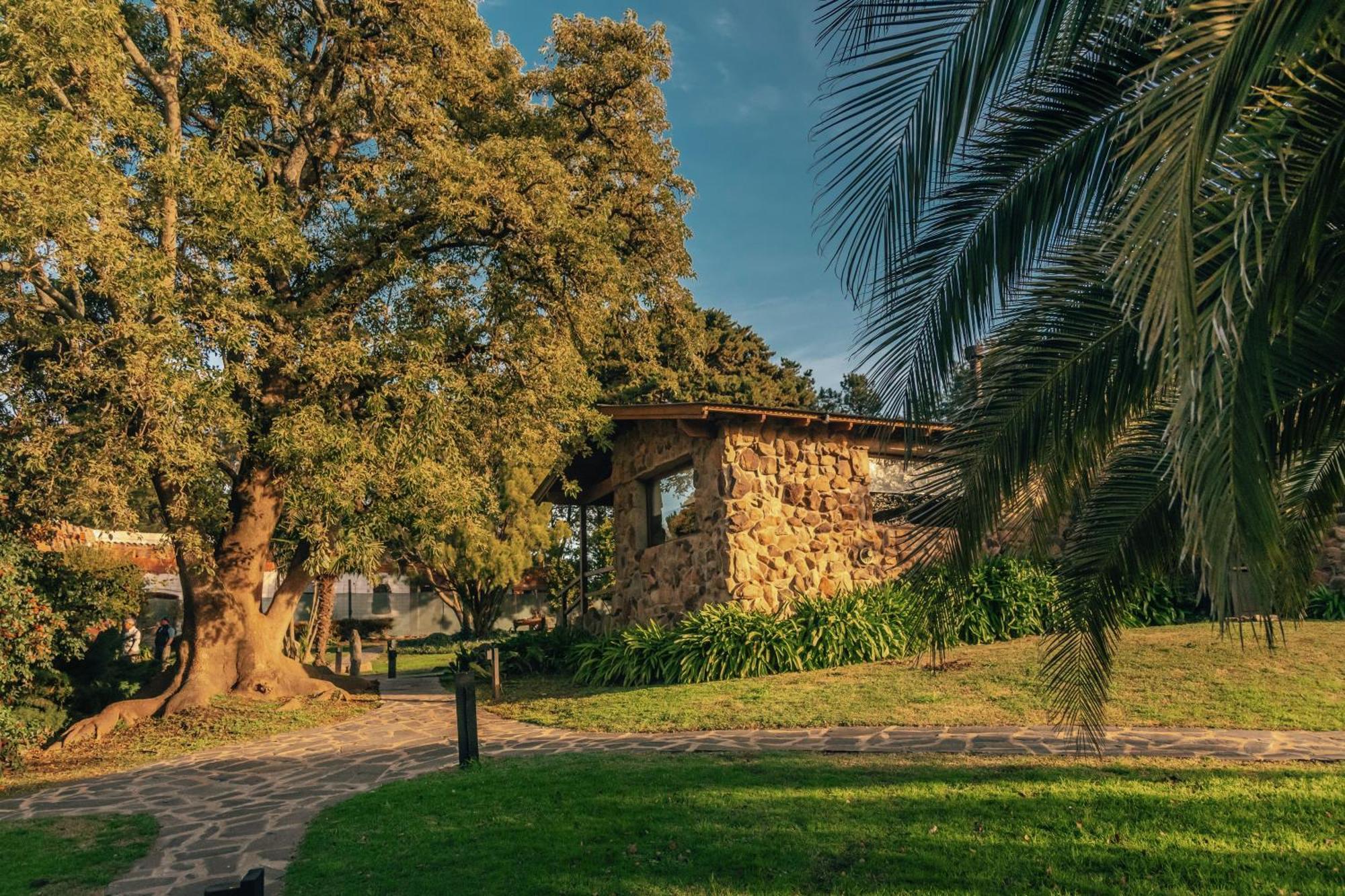 Hosteria & Spa De La Cascada Тандил Экстерьер фото
